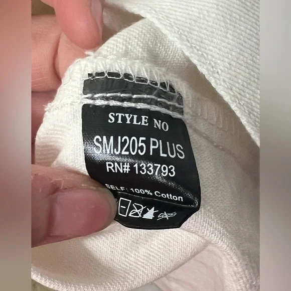 POL Crochet Sleeve White Boho Denim Relaxed Fit Lightweight Distressed Jacket - Picture 8 of 8